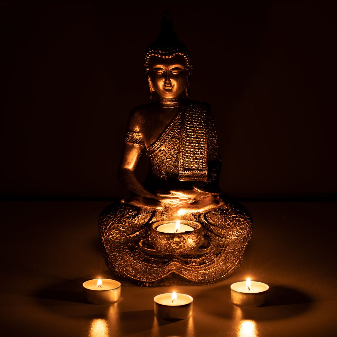 Suport lumanari Budha, model cu pietricele, auriu, 16x12x29 cm